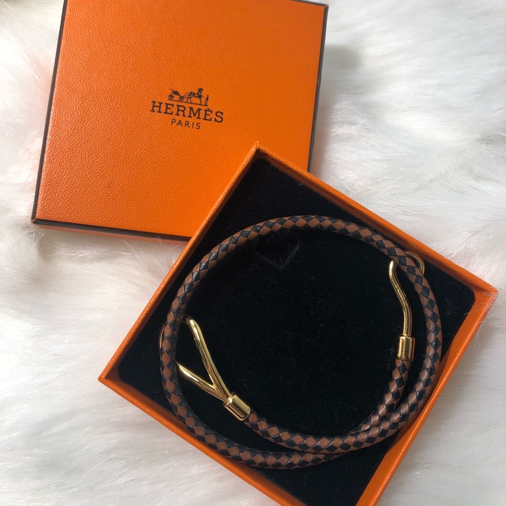 HERMÈS Jumbo Leather Gold Metal Bracelet/Choker